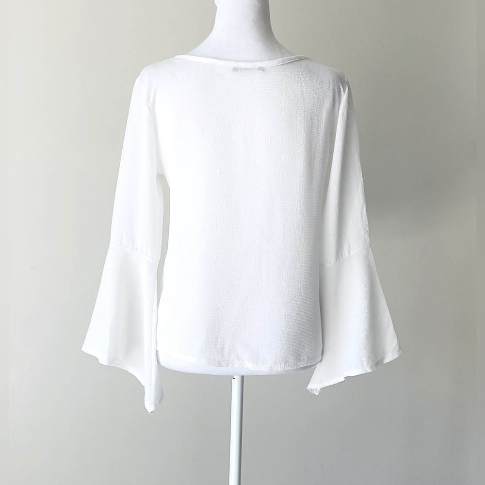 Boohoo from ASOS Classic Off White Flute Long Sleeve Woven Blouse EUC Size Small - Picture 5 of 8